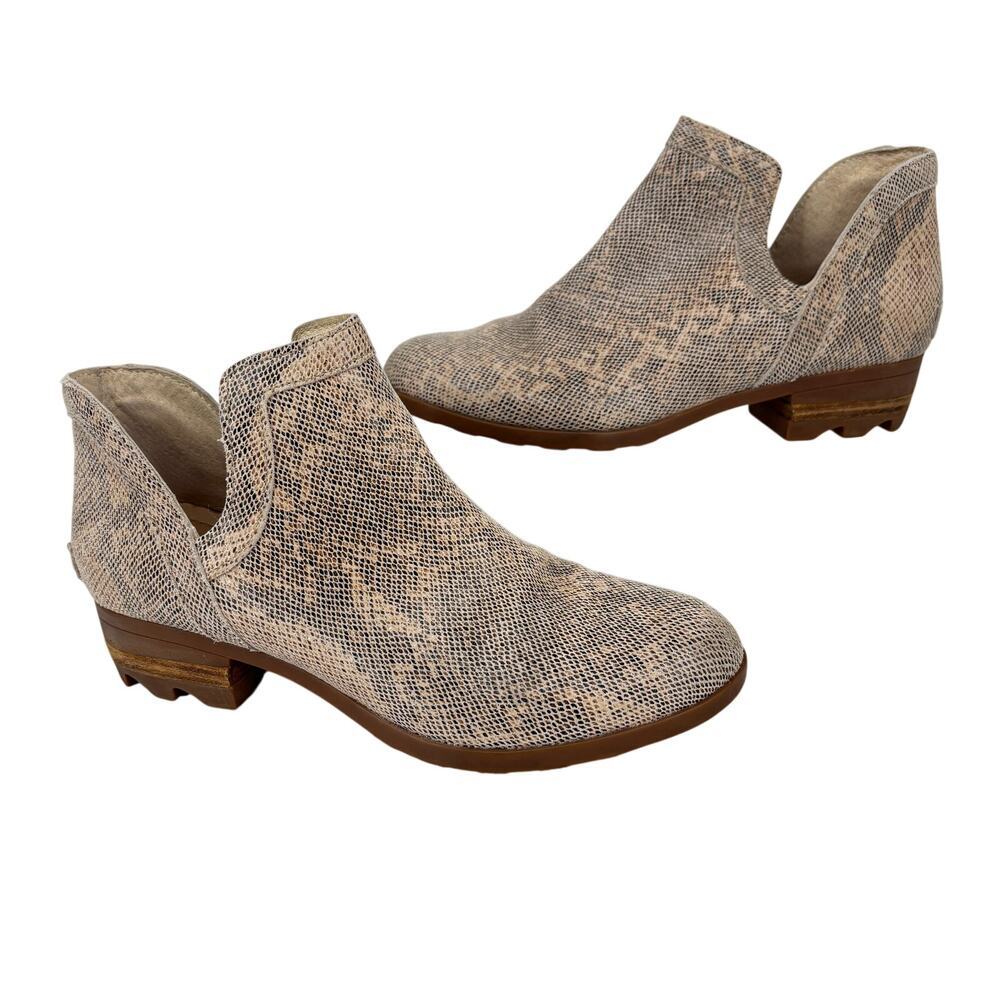 Sorel Lolla Cut Out Ankle Bootie Womens Size 9.5‎ Beige Snake Reptile Print Boot